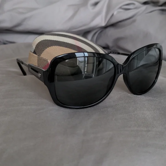 Burberry | Accessories | Burberry Sunglasses With Iconic  display picture 3